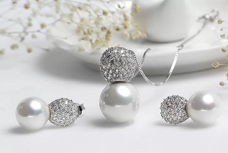 Nắm gọn bí quyết bảo quản trang sức Bạch Kim